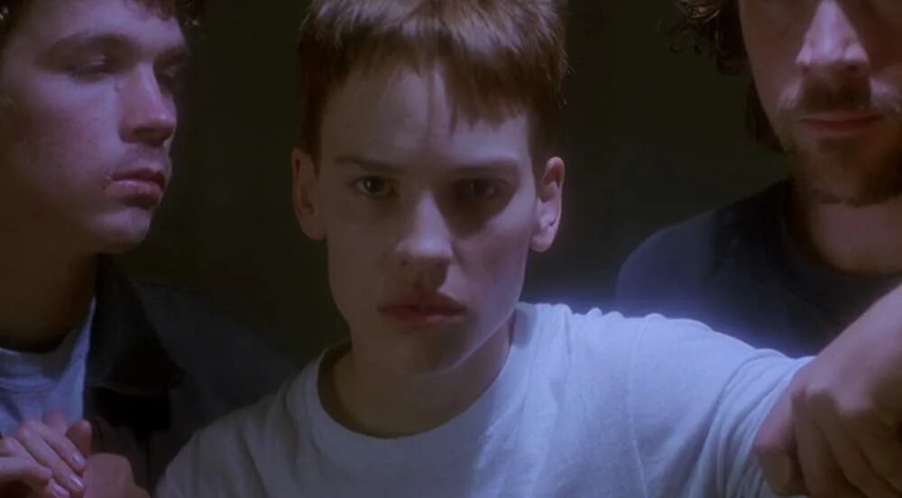 Парни не плачут 1999 хилари суонк. Плохие парни не плачут. Парни не плачут реальная история. Boys don't cry фильм. Парни не плачут смысловые.