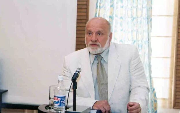 аджи. мурад эскендерович аджиев. аджи. известный тюрколог. мурад эскендерович аджиев книги.