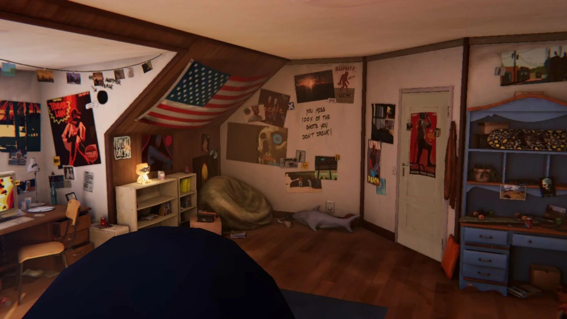 Life is Strange дом Хлои. Лайф из Стрэндж комната Хлои. Chloe Price Room. Strange rooms