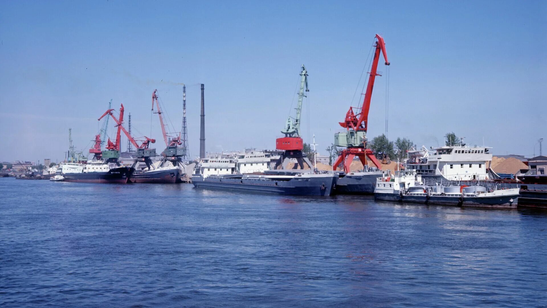 Нмтп новороссийск. Балтийский порт калининград. Сотрудники морской торговый порт город калининград. Портовый город. Г портовой.