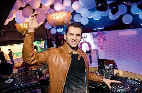 Dj leonid rudenko feat. Dj leonid rudenko feat. Max fredrikson. Dj leonid rudenko - goodbye. Dj rudenko.