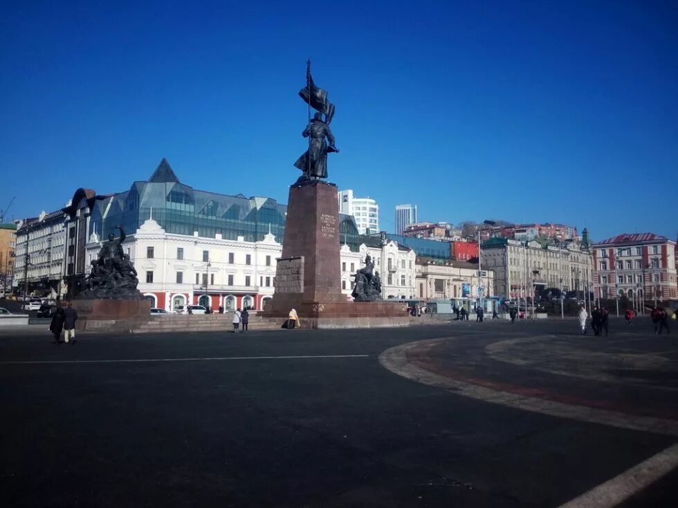 Владивосток площадь борцов революции фото Центральная площадь владивостока 56 фото