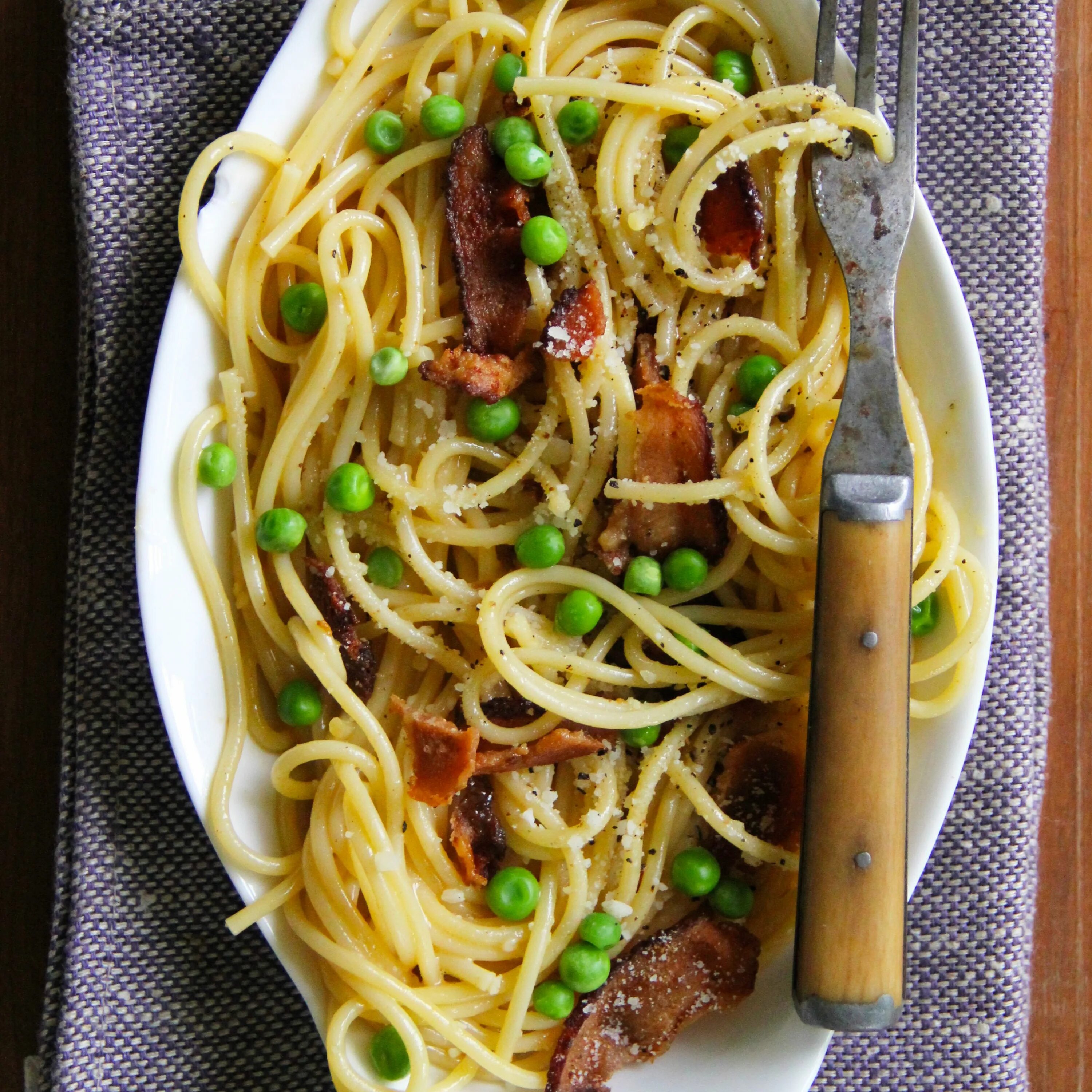 Well pasta. Just a pasta. Паста песто греческая для чего. Паста с артишоками и вялеными томатами. Пенне блюдо.