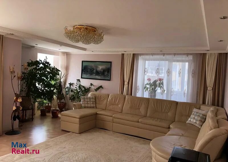 Авито стерлитамак недвижимость. Городская 8б нефтекамск. 4-х комнатные в нефтекамске. Квартиры в нефтекамске. Авито нефтекамск недвижимость квартиры 2 комнатные.