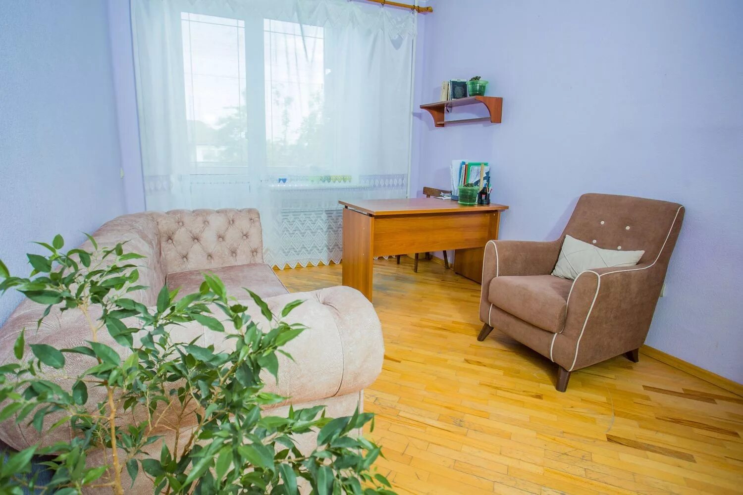 Кмв ул пятигорская 119. Восстановительный центр. Реабилитационный центр зал. Три сестры реабилитационный центр. Реабилитационные центры кмв.