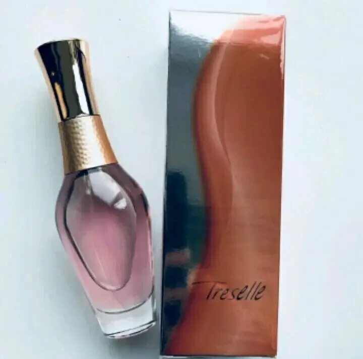 Вода avon treselle. Парфюмерная вода Treselle, 50 мл. Духи Avon Treselle. Avon туалетная вода женская Treselle. Духи эйвон женские Treselle.