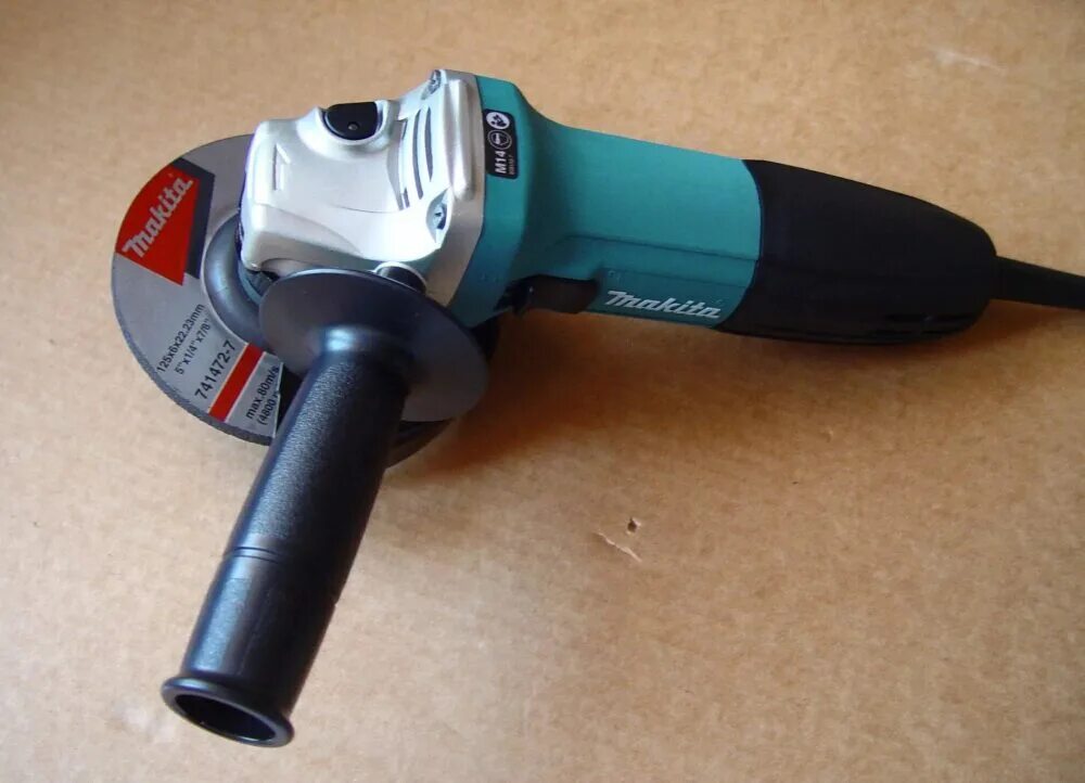 Болгарки ga5030. Болгарка Макита ga5030. УШМ Makita 9565cv. Болгарка 720 Вт Makita ga 5030. Угловая шлифовальная машина Makita ga5030k.