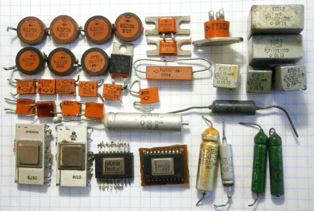 электронщик радиодетали