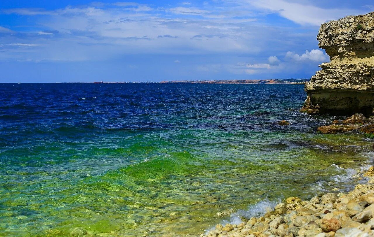 Фотографии моря россии. Черное море море Крым. Лазурное черное море. Лазурный черное море Краснодарский край. Чёрное море фото Крым.