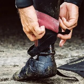 Rip curl flash bomb deals 5mm split toe booties 