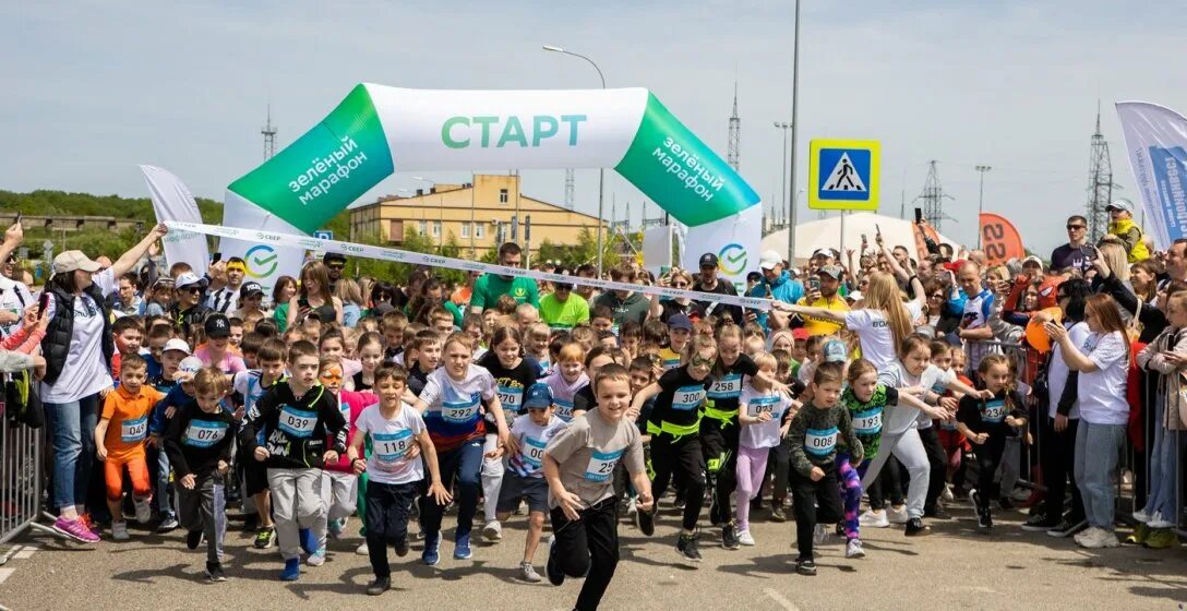 Зеленый марафон сбербанк 2022. Зеленый марафон сбербанк 2023 медали. Зеленый марафон ставрополь. Зеленая команда. Зеленый марафон владивосток.