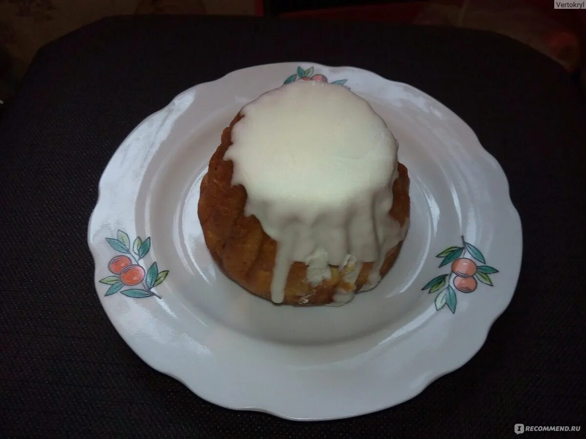 Булочка ромовая баба. Пирог ромовая баба. Не ромовая баба. Не ромовая баба. Ромовая баба французский десерт.
