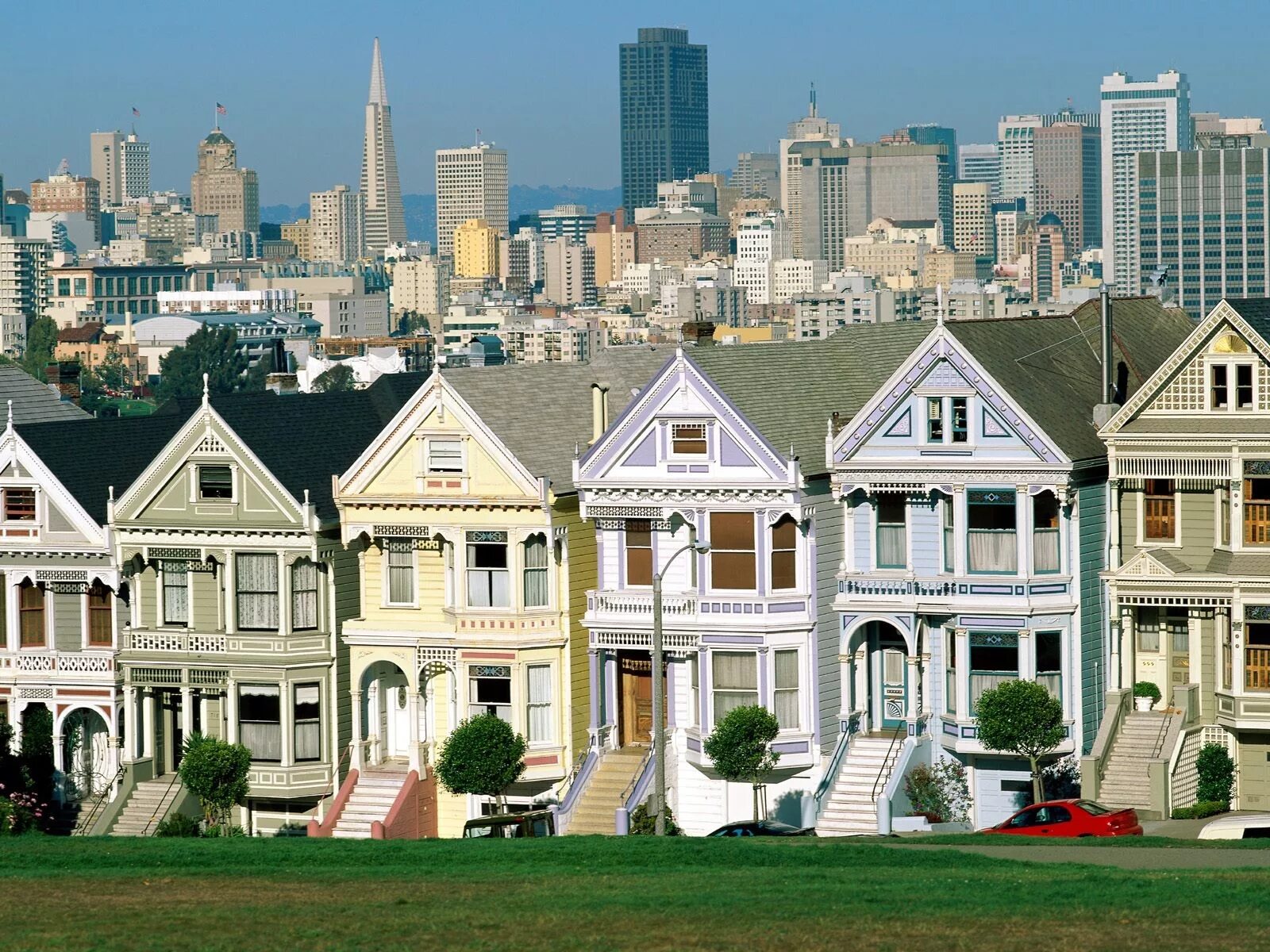 Самое богатое сообщество. Сан Франциско пригород. Пригороды Сан-Франциско Калифорния. Линден пригород Нью Йорка. Викторианский квартал Сан-Франциско.