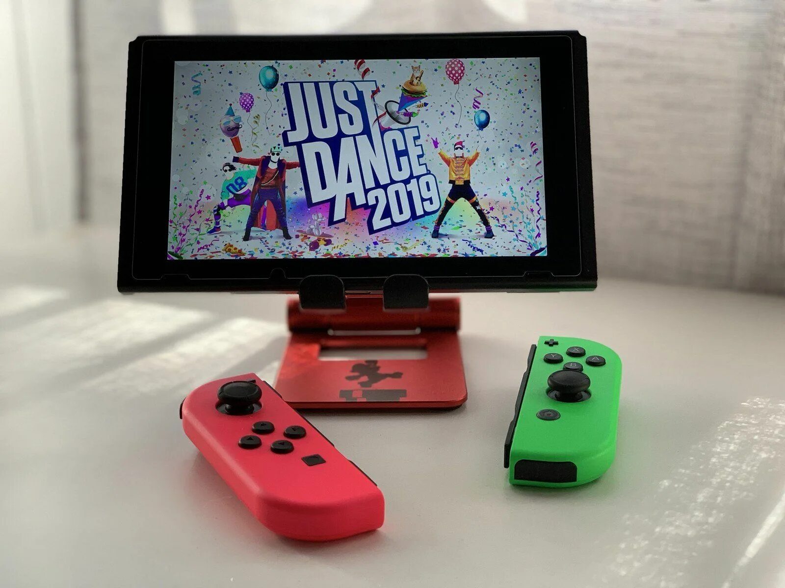Нинтендо just dance. Нинтендо свитч джаст дэнс. Just dance 2020 nintendo switch. Just dance 2020 [switch]. Just dance нинтендо.