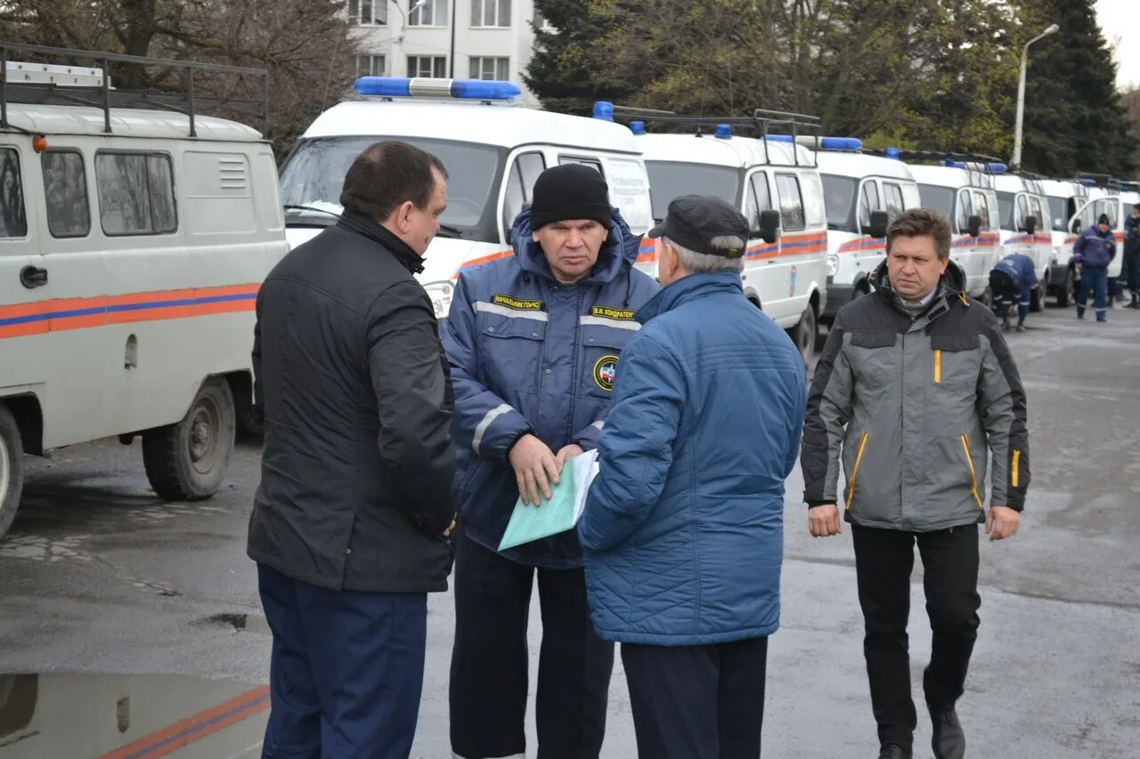 Новости г новошахтинск ростовская область. Мчс новошахтинск. дпчс по ростовской области. мку угх новошахтинск. новошахтинск ростовская область.