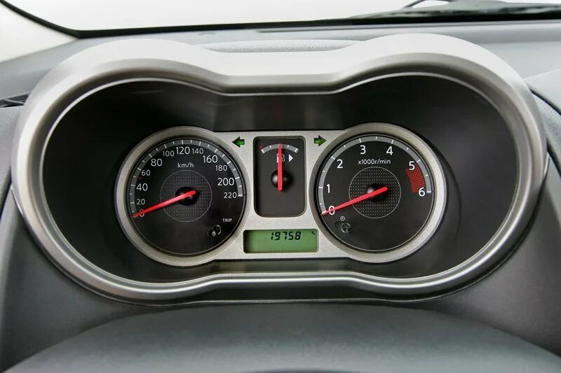 Тахометр Ниссан ноут. Ниссан ноут 2009 панель. Nissan Note 2007 разгон до 100. Nissan Note fuel economy - Home Interior Design.