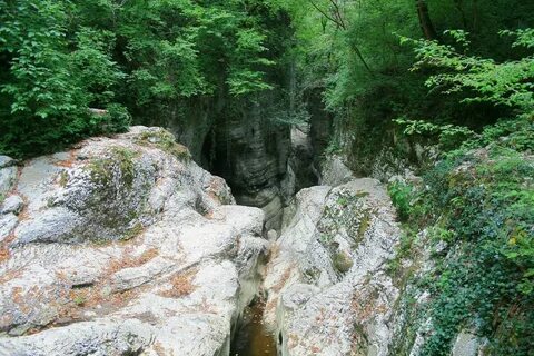 Агурское ущелье