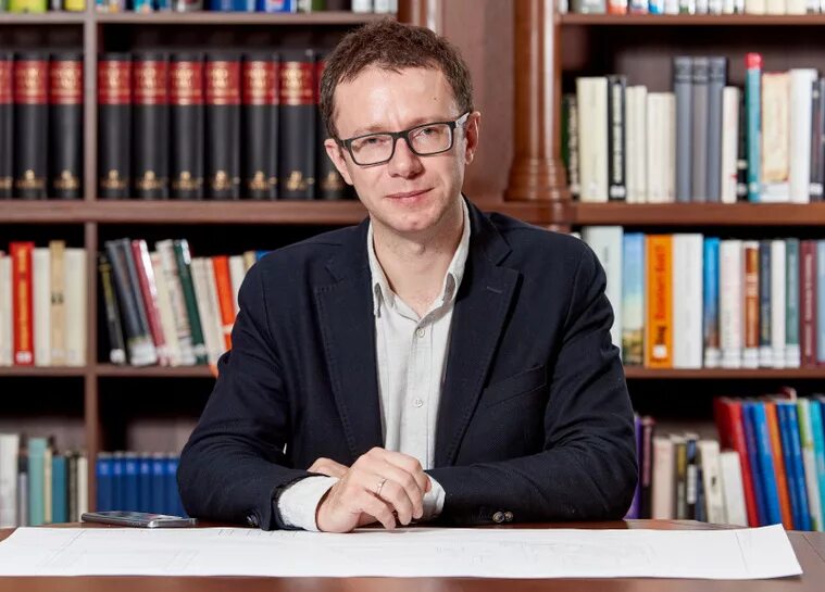 Университет высшая школа экономики в москве. Студенты россии. Итмо магистратура. Университет оптики итмо спб. Диплом филологического факультета мгу.