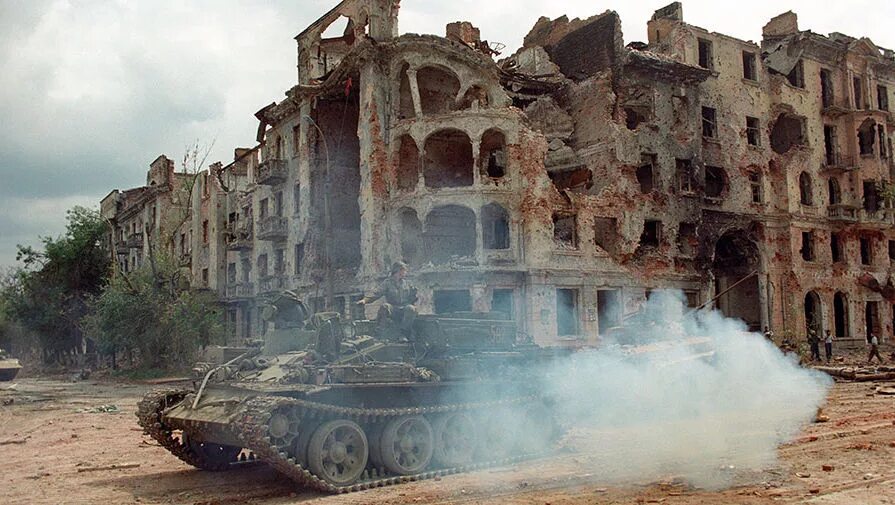 Разрушенный грозный. Чечня Грозный штурм август 1995. Город Грозный Чечня 1994.