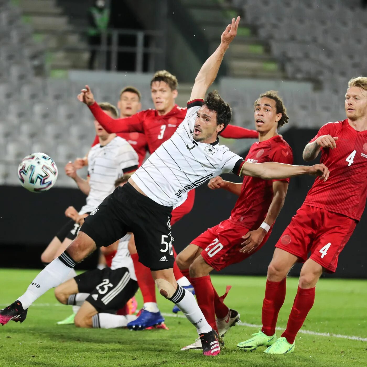 Германия Латвия футбол. Латвия и Германия. Havertz & Kroos. Германия vs Чехия.