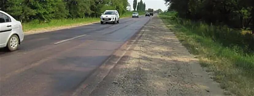 Дорога обочина. Дорога обочина. Фото обочины 00-х. Дорожная обочина. Полосы на дороге.