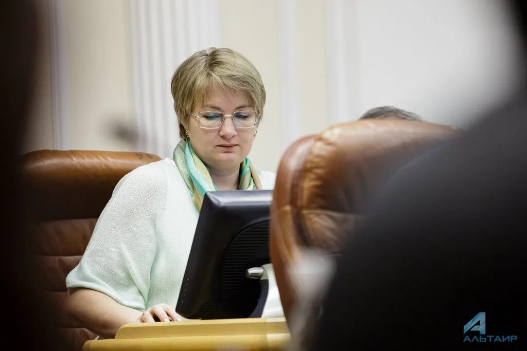 Семенова уполномоченный по правам человека Иркутской области.