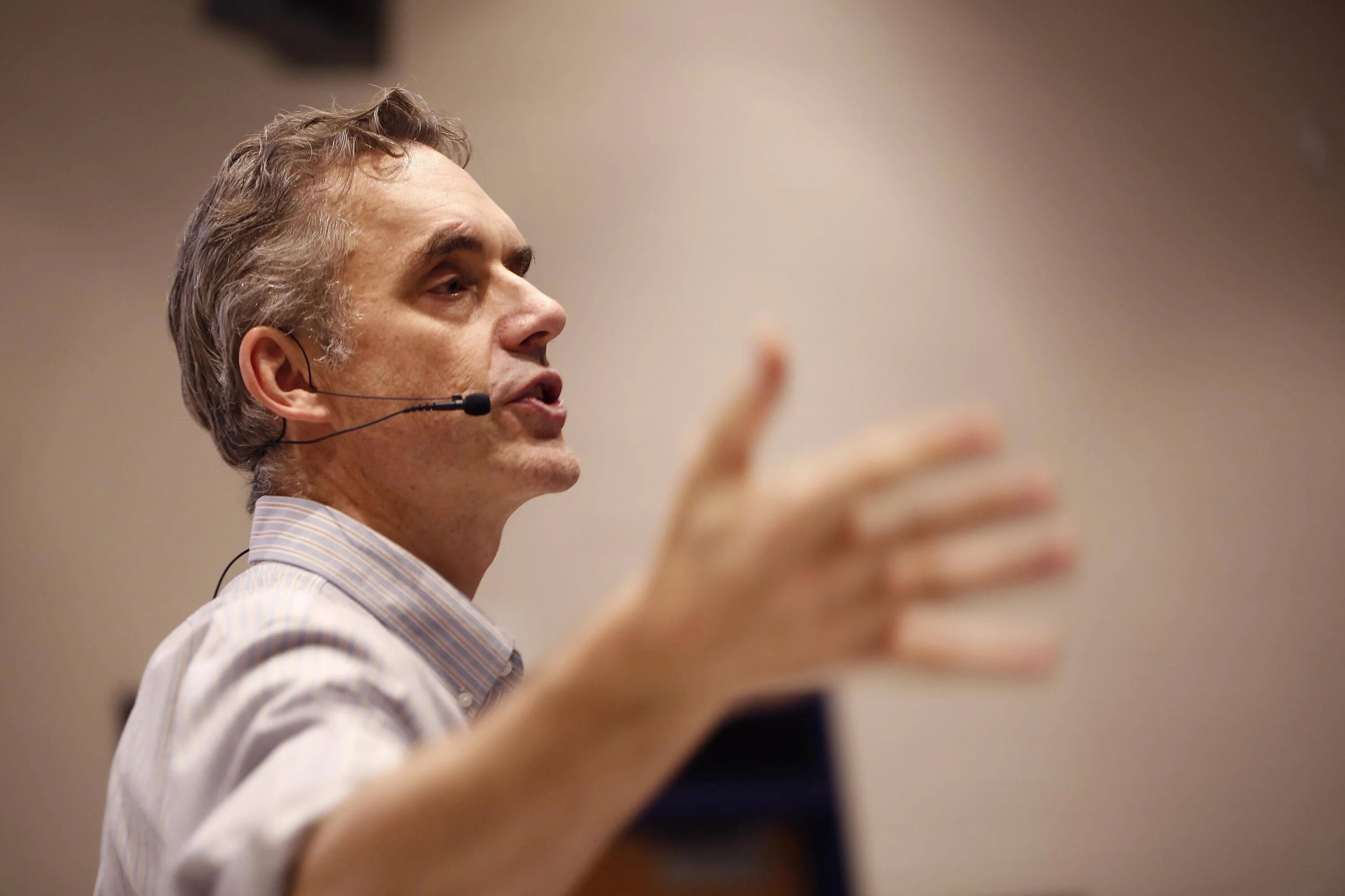 Jordan b peterson. Орсон петерсен. Jordan peterson в молодости. Бренд петерсон кандидат. Орсон петерсен.