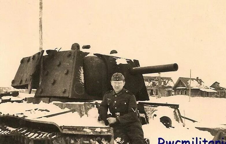 Отдельный танковый слушать. Гумбиннен-гольдапская операция. Отдельный танковый слушать. Форст цинна 1985. Габрусь танкист.