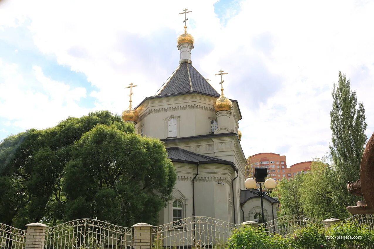Церковь в ново-ленино. Совхоз имени ленина храм преображения. Храм в совхозе имени ленина. Преображенский храм совхоз. Совхоз имени ленина храм преображения.
