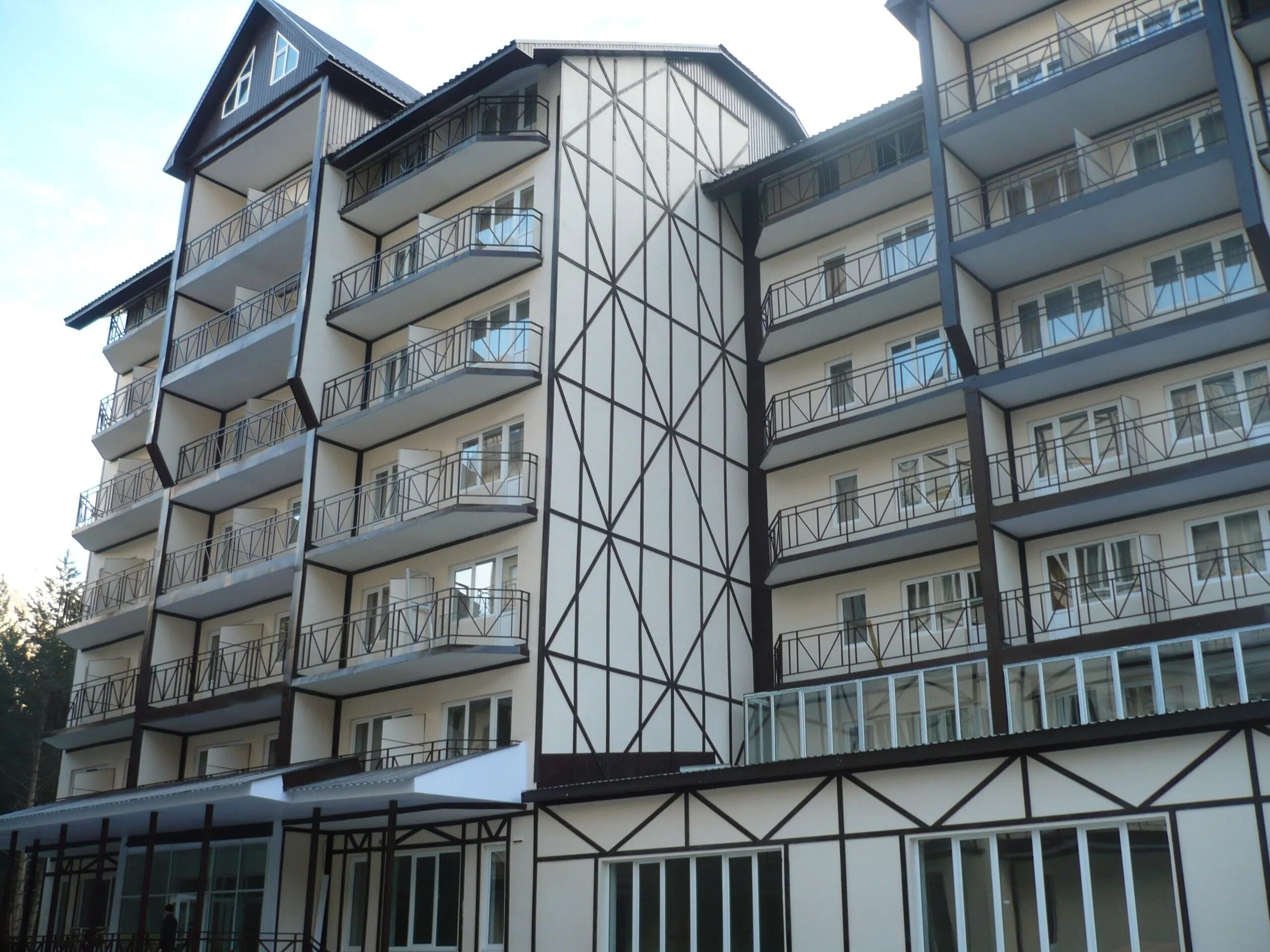 Гостиница снежный барс кабардино-балкария. Гостиница снежный барс чегет. Отель снежный барс приэльбрусье. Гостиница снежный барс чегет. Терскол гостиница снежный барс.