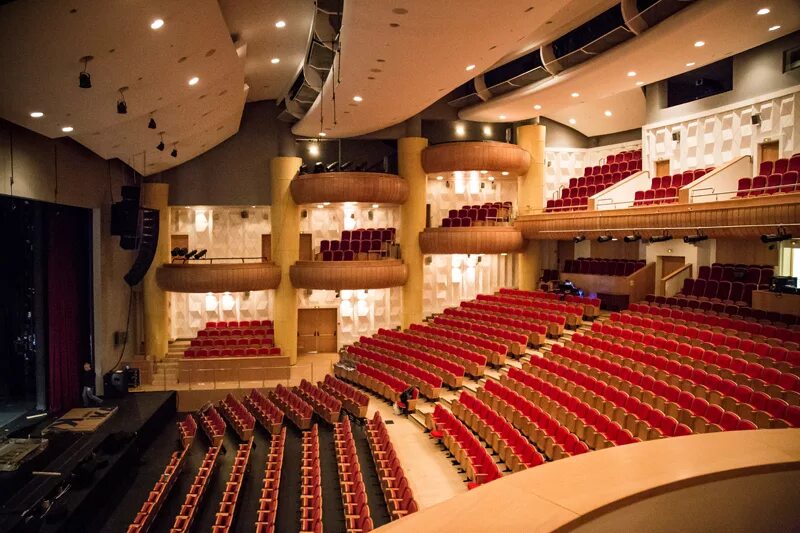 Театр бабкиной сцена. Сайт театр надежды бабкиной. Сайт театр надежды бабкиной. Сайт театр надежды бабкиной. Московский государственный академический театр русская песня.