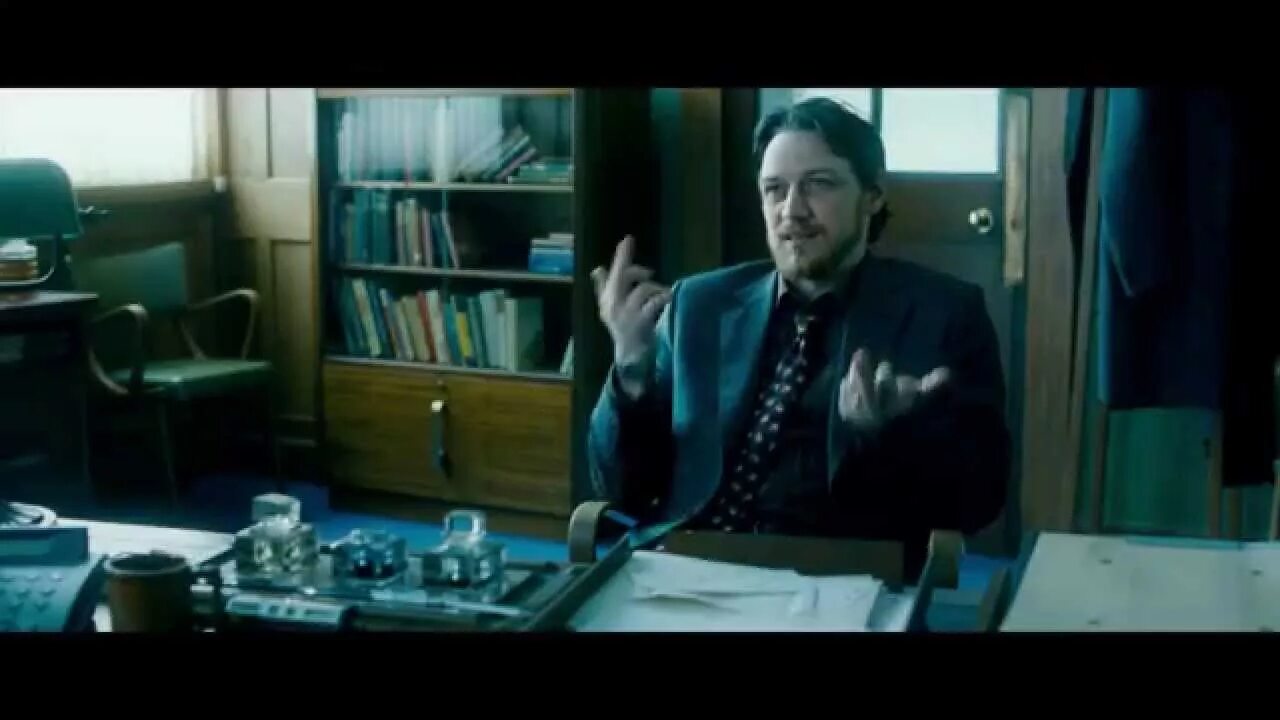 Грязь трейлер. Грязь 2013 фрэнк. Джой макэвой грязь. Грязь трейлер на русском. Детектив сержант брюс робертсон.