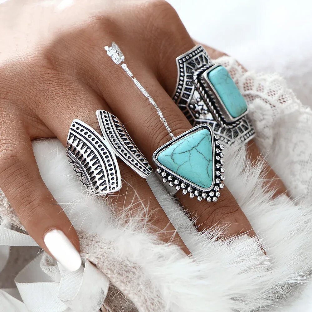 Массивные серебряные украшения. Серебряные кольца в стиле бохо. Необычные серебряные украшения. Бохо кольца. Бохо серебро.