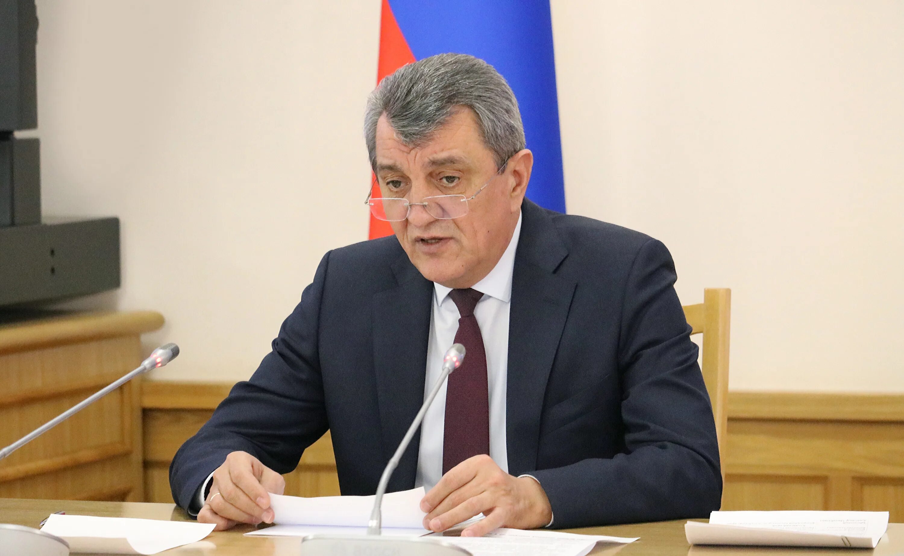 полномочный представитель в сфо. главы республики сергея меняйло. серышев анатолий анатольевич помощник президента. полномочный представитель в сфо. полпред президента в сибирском федеральном округе анатолий серышев.