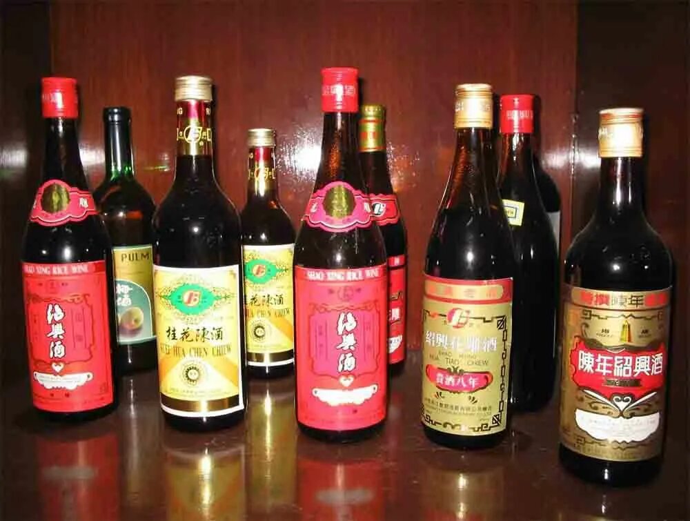 Китайские вина купить. Рисовое вино Шаосин. Шаосинское Поварское вино. Рисовое вино Китай. Рисовое вино ляоцзю.