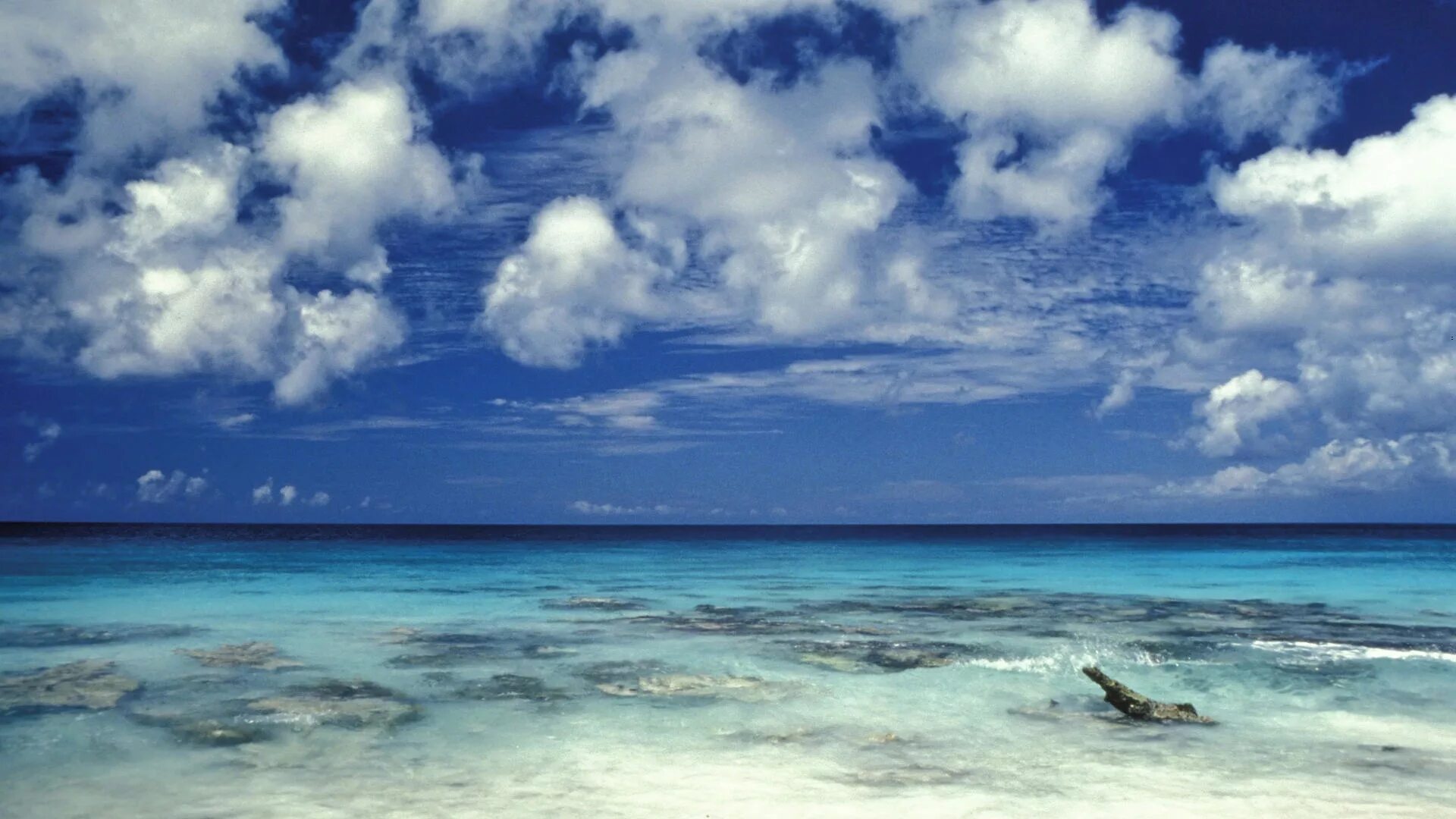 Карибское море. Океан. Картинки на рабочий стол океан. Фон море и небо.