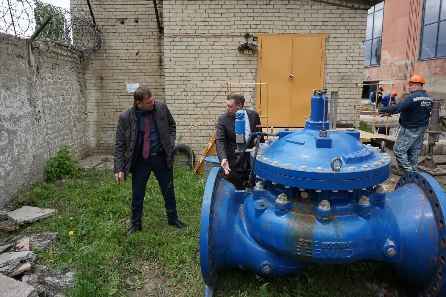 Водоснабжение Саратов Кировский район. Подвоз воды Саратов. Иваново городские тепловые сети. Саратов КВС станция 3-б-для промышленной или питьевой воды. Передача холодной воды саратов