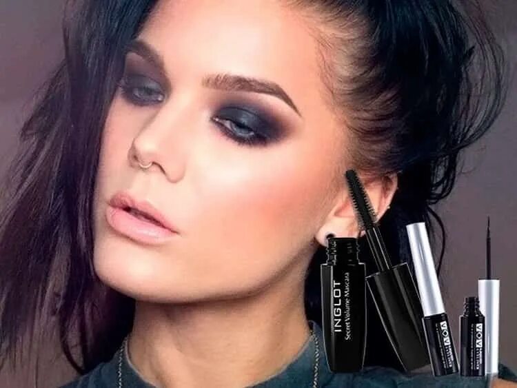 Даймонд смоки. Смоки лисий взгляд. Нюдовый смоки айс для карих. Смоки макияж. Классический смоки айс макияж.