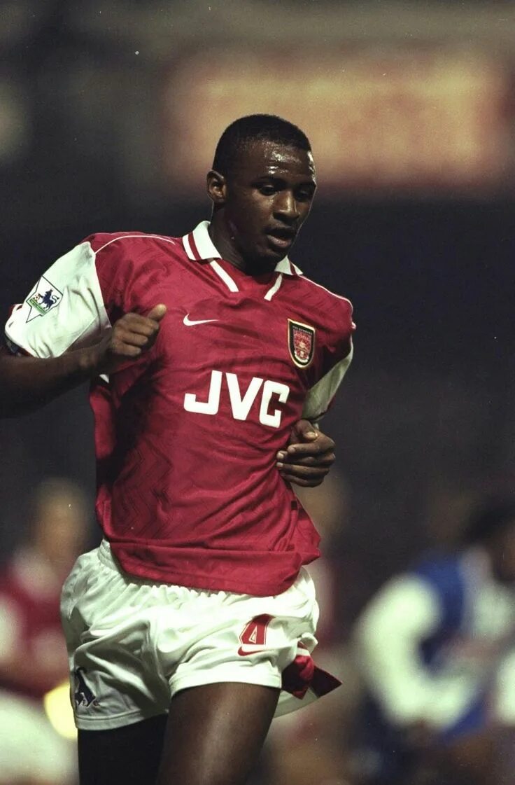 Патрик виейра тренер. Патрик виейра тренер. Patrick vieira arsenal. Patrick vieira arsenal. Патрик виейра футболист.