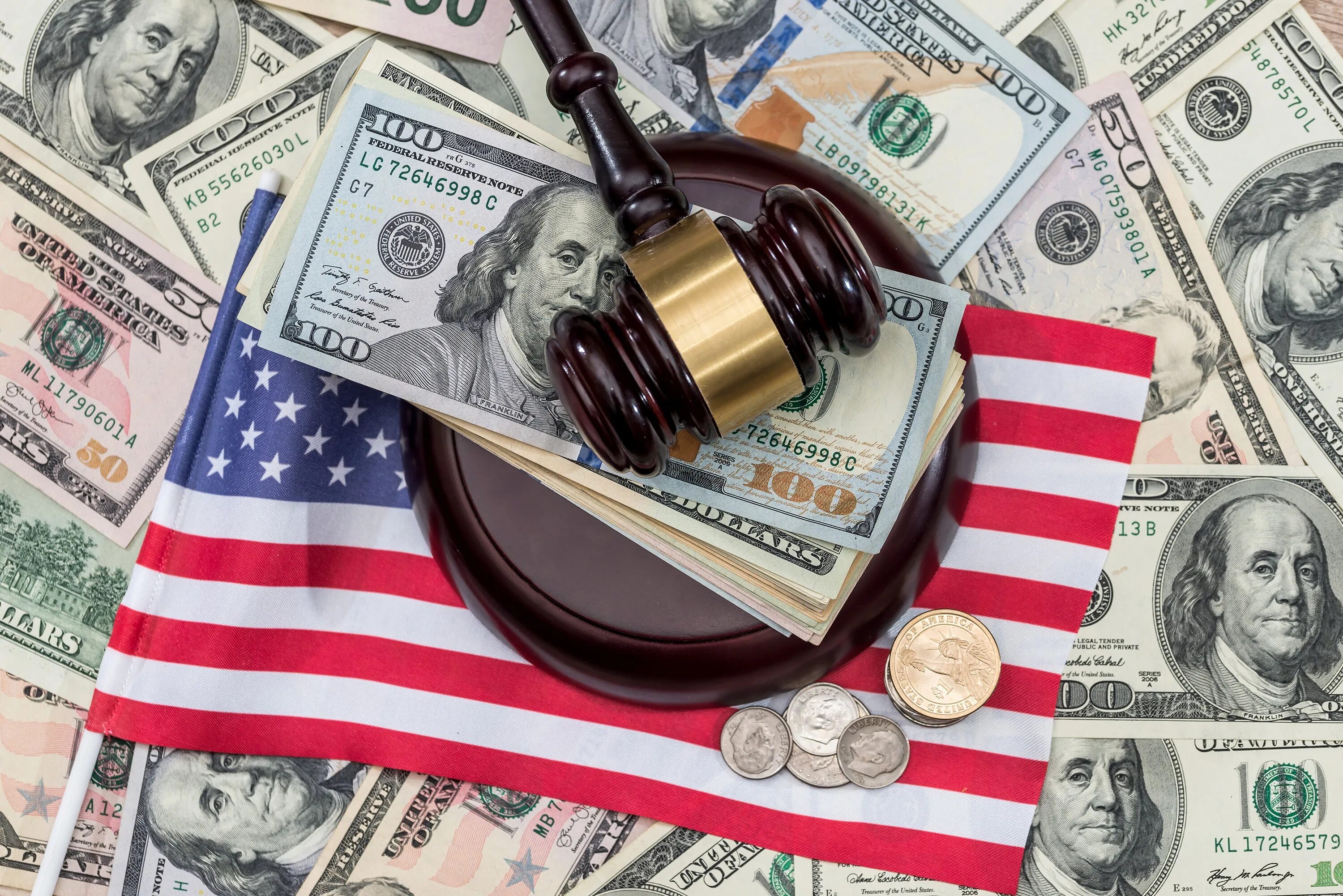 Кредиты сша получить. Деньги сша. финансы сша. коррупция в сша. монеты и купюры американские.