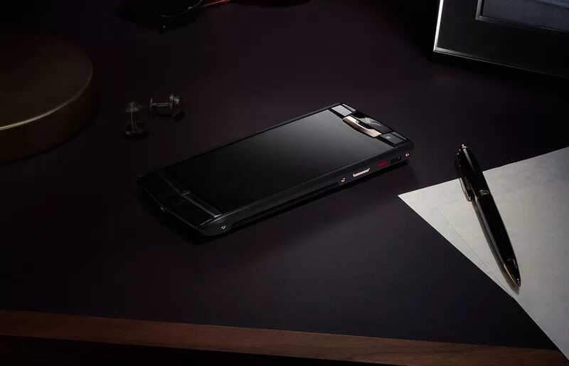 Титановые смартфоны. Vertu signature touch 2014. Титановые смартфоны. Vertu signature touch 2014. Смартфоны gresso.