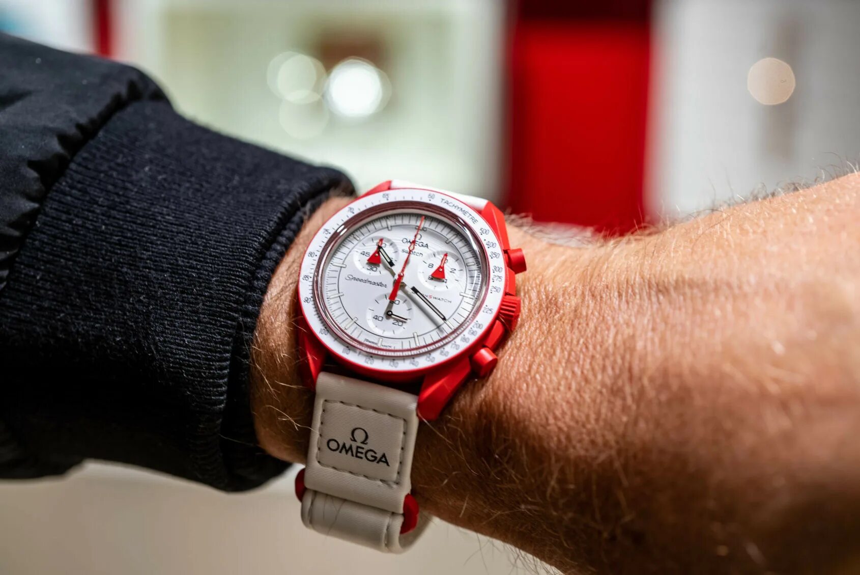 Mission omega. Omega swatch speedmaster. omega x swatch speedmaste. свотч спидмастер. часы коллаборация omega swatch.