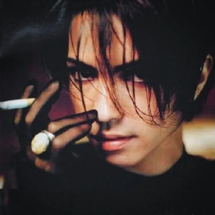 Хайд. Японский музыкант Hyde. Hyde 2022 музыкант. Хидето Такараи 1997. Хидэто Такараи вампир.