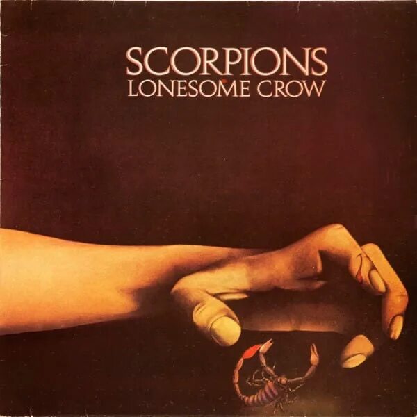 Альбомы 1972 года. Scorpions Lonesome Crow 1972. Скорпионс группа 1972. Scorpions 1972 Lonesome Crow Vinyl. Lonesome Crow Scorpions обложка.