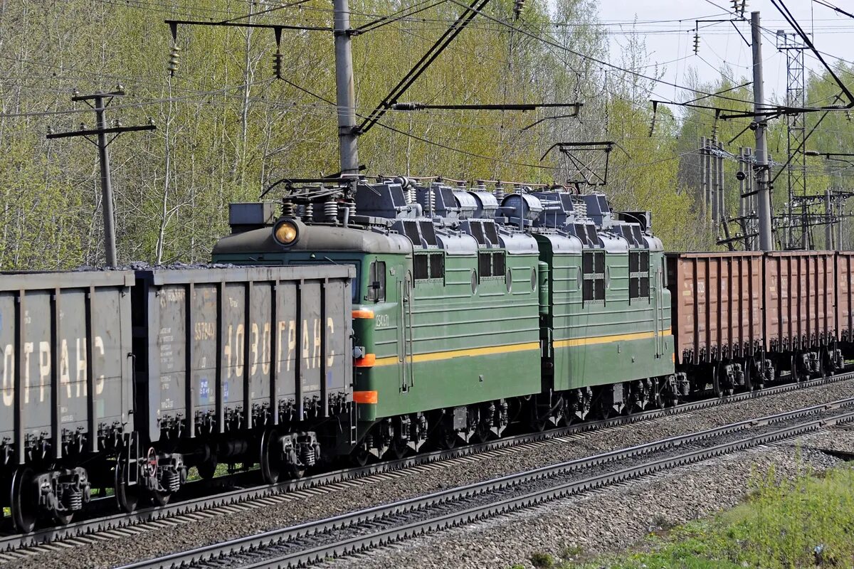 Электровоз тянул вагоны. Вл80с-027. Вл80с Муром. Грузовой поезд вл80с 253.