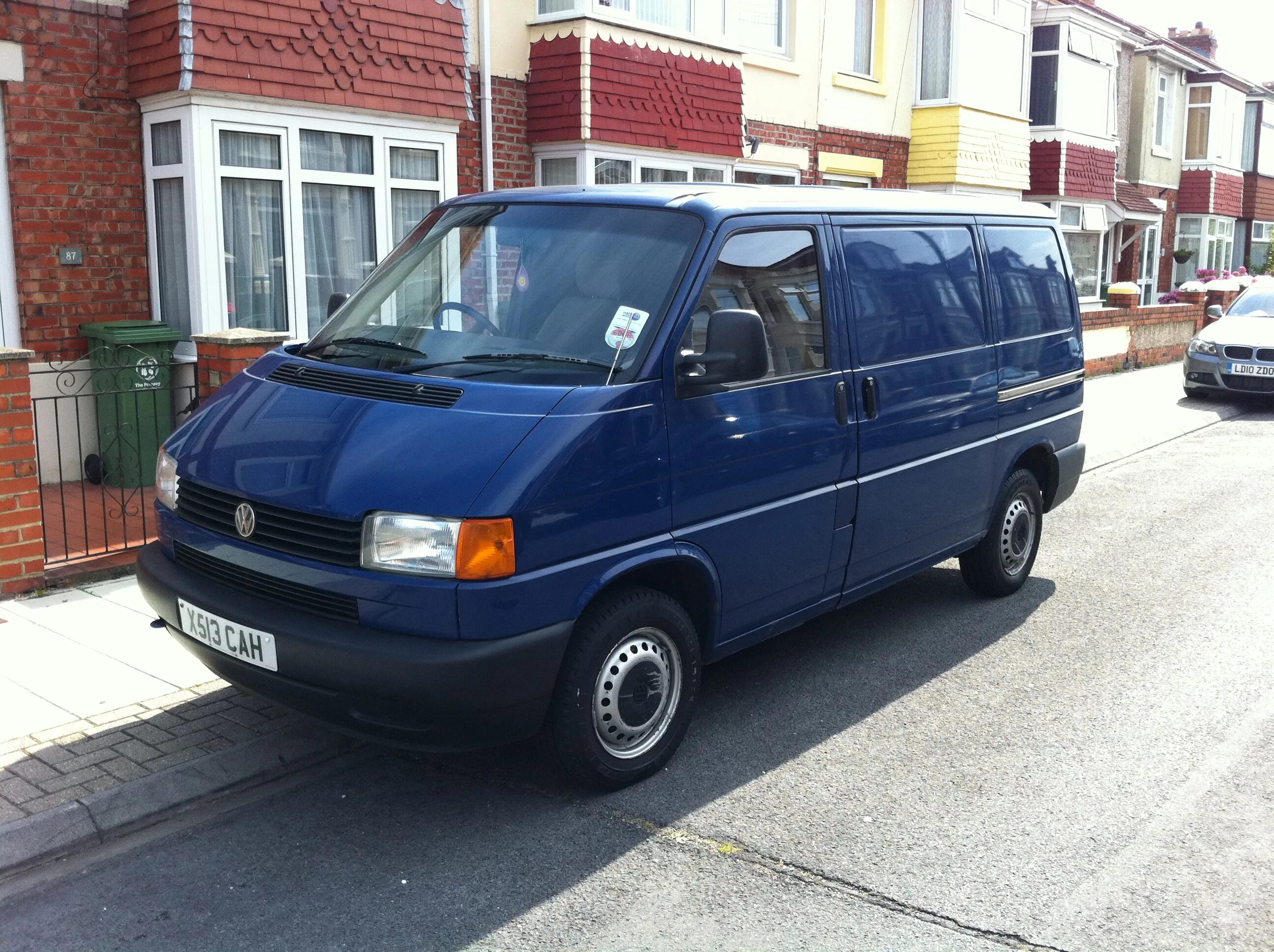 Продажа фольксваген т4. Фольксваген Транспортер т4. VW Transporter t4 2002. Фольксваген т4 2002. Фолъксвагентранспор терт4.