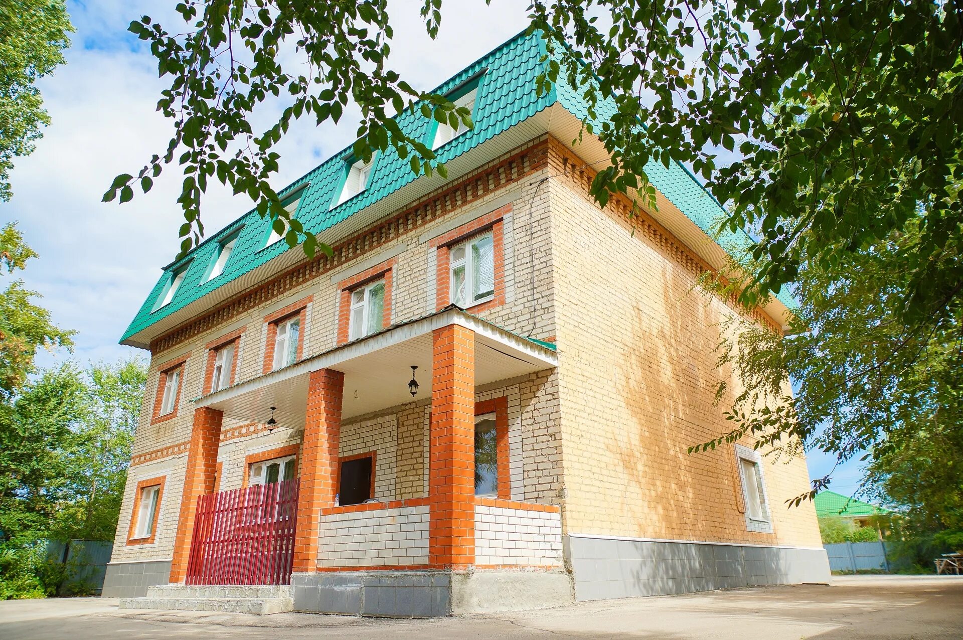 учхоз энгельс. учхоз степное энгельсского района саратовской области. дом энгельс саратовская обл. село степное энгельсский район саратовская область. гостиница дорожная энгельс.