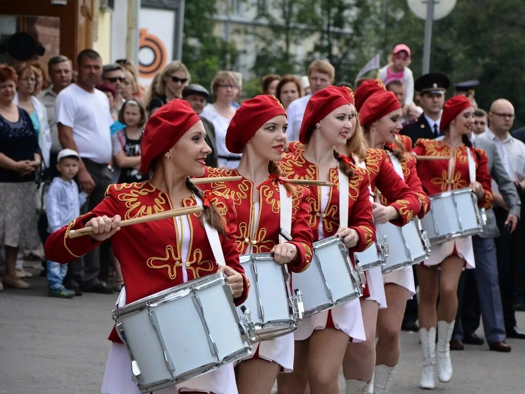 День города Вологда. Жители Вологды. Вологда население. Концертная программа день города Вологда.