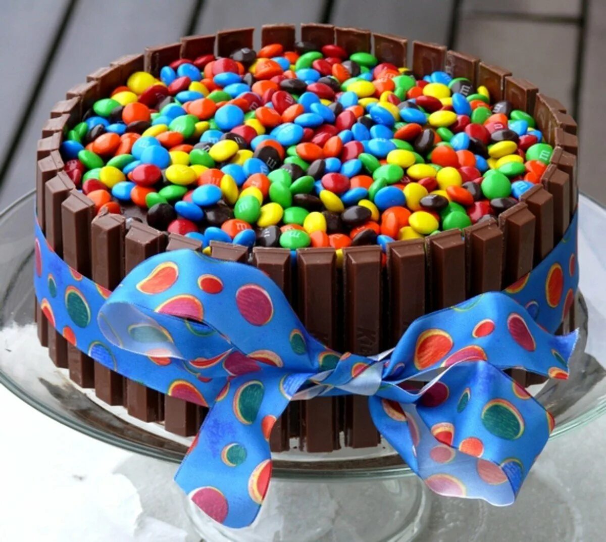 украшение торта сладостями для мальчика. оригинальный торт для мальчика. украшение торта для мальчика 10 лет. самые красивые торты для мальчиков. идеи тортов на день рождения мальчика.