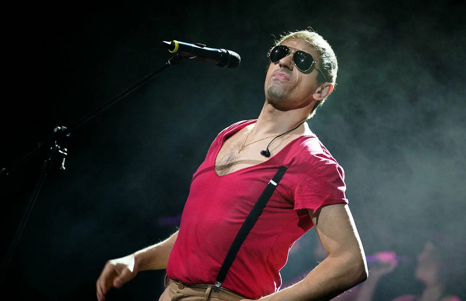 Tribute show. Рок бар уссурийск официальный сайт. Челентано трибьют шоу. Маурицио пародист челентано. Rammstein tribute.